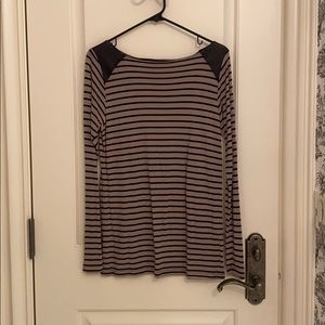 John Eshaya longsleeve top